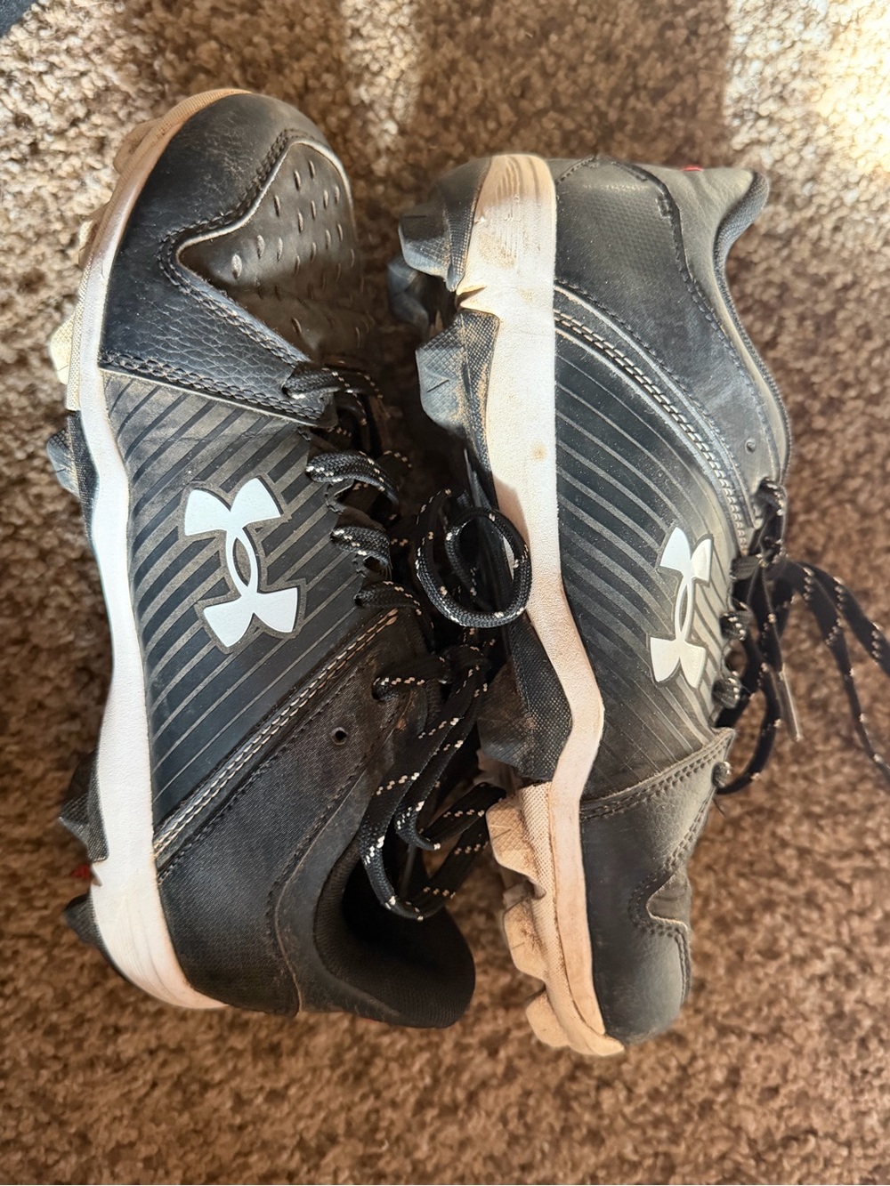 Under Armour Kids Black and White Athletic Baseball Cleats
